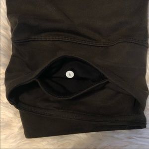 Green camo wunder under leggings